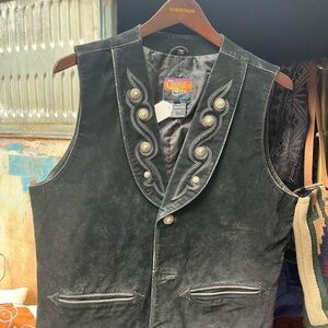 Cripple Creek Black Suede Vest for Men
